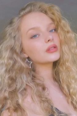 Flipped Chat AI – Chatten mit Samantha Thompson