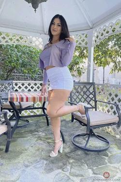 Flipped Chat AI – Chat cu Sophia leone