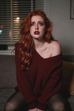 Flipped Chat AI – Bate-papo com Fiona's Private Lens