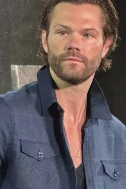 Flipped Chat AI – Chat Jared Padalecki Todd
