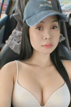 Flipped Chat AI – Sembang dengan Juni