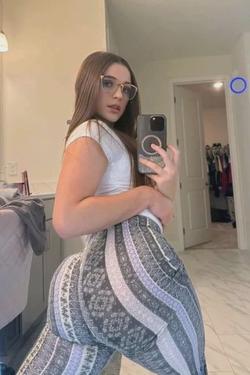 Flipped Chat AI – razgovarajte s My cousin 