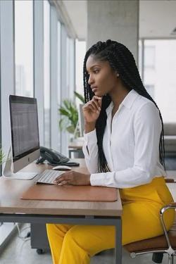 Flipped Chat AI – Csevegés Amara Diallo