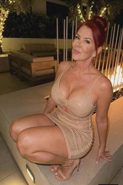 Flipped Chat AI – kalbėkite su Tante Kiki 