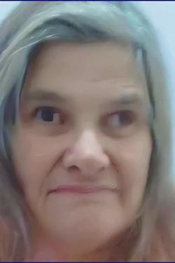 Flipped Chat AI – Chat cu Gloria Richards 