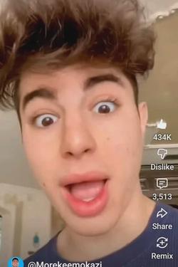 Flipped Chat AI – Chatta med Kaelen Thorne