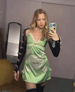 Flipped Chat AI – Чат с Angèle Van Leaken