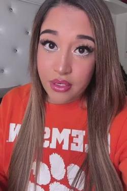 Flipped Chat AI – Chat s Megan