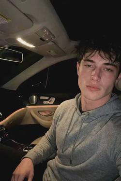 Flipped Chat AI – Bate-papo com Leonardo