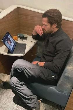 Flipped Chat AI – Чат с Jared Padalecki 