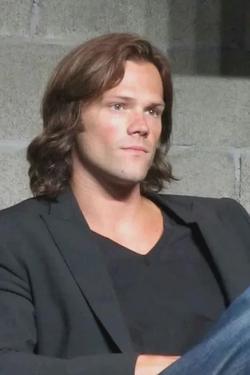 Flipped Chat AI – Chat s Jared Padalecki 