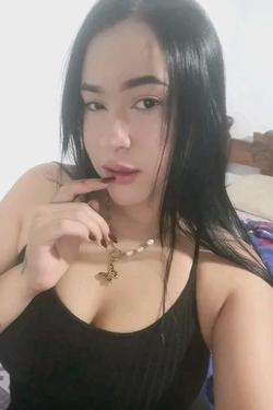 Flipped Chat AI – Chat dengan Nicole 