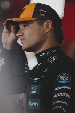 Omgedraaide chat AI – Chat met Lando Norris 