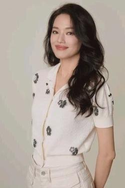 Flipped Chat AI – Chat cu Lin Li-Hui, Shu Qi