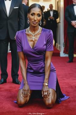 Flipped Chat AI – Chat cu Lisa Leslie