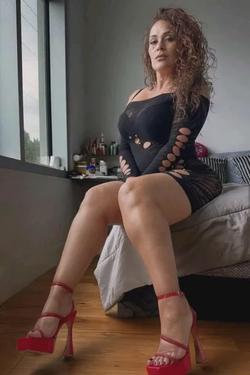 Flipped Chat AI – Чат с Tante Olga 