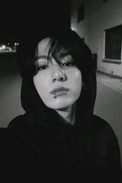 Flipped Chat AI – Chat dengan Jungkook 