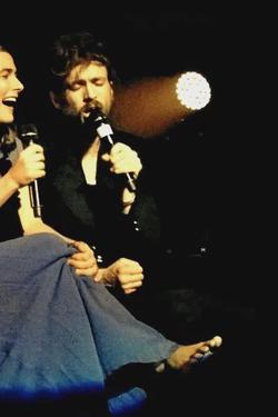 Flipped chat ai - makipag -chat sa Edward Sharpe 
