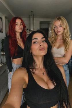 Flipped Chat AI – Chatten mit Arizona, Mina, Eva