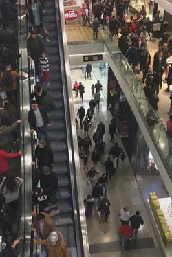 Flipped Chat AI – razgovarajte s Shopping Mall