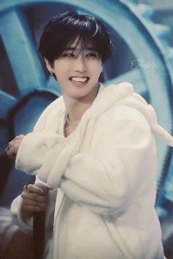 Flipped Chat AI – Bate-papo com Han Jisung 