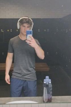 Flipped Chat AI – Chatten mit Connor