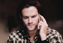 Çevrilmiş Sohbet Yapay Zekası – Jared Padalecki ile sohbet edin