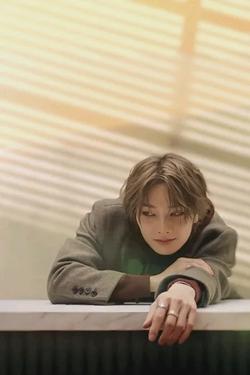 Flipped Chat AI – Sembang dengan Jeongin 
