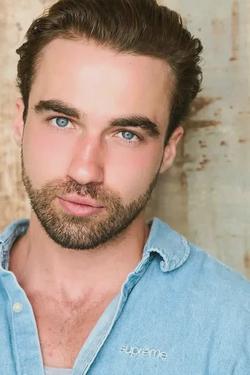 Flipped Chat AI – Chatear con Aydan Dalton 