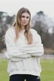 Flipped Chat AI – razgovarajte s Jule Brand