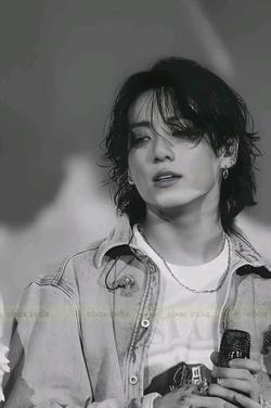फ़्लिप्ड चैट AI – Jungkook  के साथ चैट करें