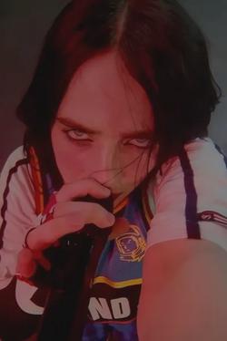 Flipped Chat AI – Chat Billie Eilish 