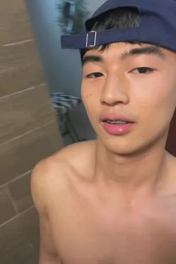 Flipped Chat AI – 與 Kenzo 聊天