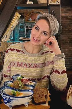Αναστροφή συνομιλίας AI – Συζήτηση με Маша