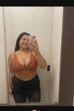 Flipped Chat AI – kalbėkite su Claudia