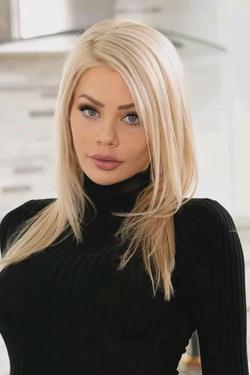Flipped Chat AI – Bate-papo com Riley Steele 
