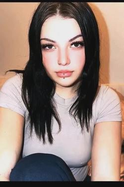 FlippedチャットAI – Kaelith Vaneとチャット
