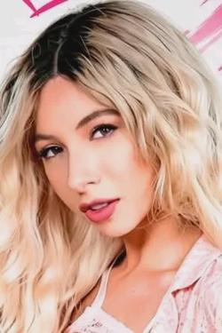 Flipped Chat AI – Chat Kenzie Reeves