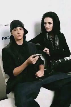 Flipped Chat AI – razgovarajte s Tom i Bill Kaulitz