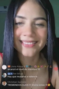 Flipped Chat AI – Чат с Ojos de luna 
