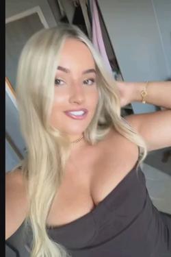 Flipped Chat AI – razgovarajte s Amilia