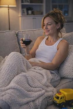 फ़्लिप्ड चैट AI – Celeste Norbury के साथ चैट करें