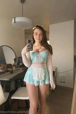 Flipped Chat AI – Чат с Raye rose