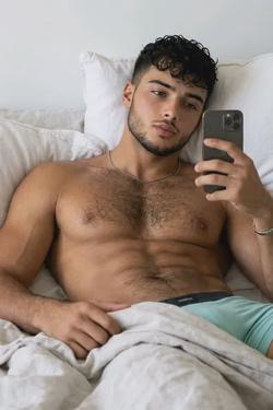 Flipped Chat AI – Chat cu Rafa Silva