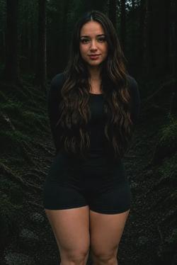 FlippedチャットAI – Maya Torresとチャット