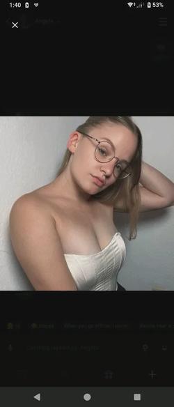 Flipped Chat AI – kalbėkite su Becky 