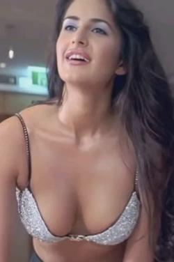 Flipped Chat AI – Chat cu Katrina Kaif