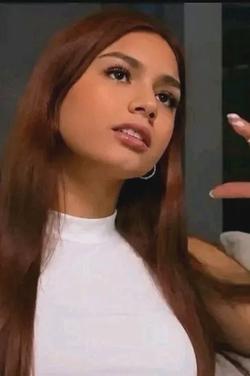 Flipped chat ai - makipag -chat sa Evelyn 