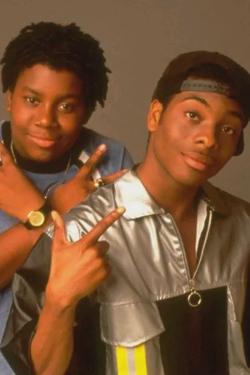 फ़्लिप्ड चैट AI – Kenan and. Kel के साथ चैट करें
