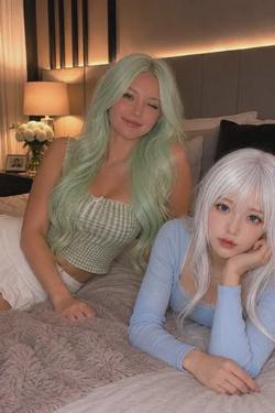 Flipped Chat AI – Chatear con Ashley and Sage 